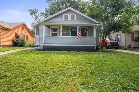719 Lafayette Ave, Niles, OH 44446