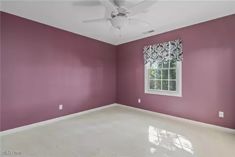 Bedroom - 131 Bryan Ct, Elyria, OH 44035 photo 8 of 11