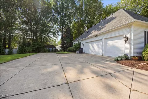 Other - 131 Bryan Ct, Elyria, OH 44035 photo 7 of 8
