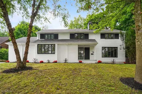 20950 Halworth Rd, Shaker Heights, OH 44122