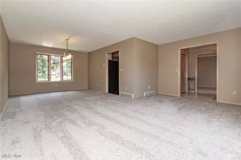 9258 Cherrystone Dr, Mentor, OH 44060 photo 16