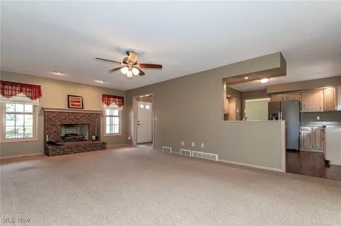 9258 Cherrystone Dr, Mentor, OH 44060 photo 8