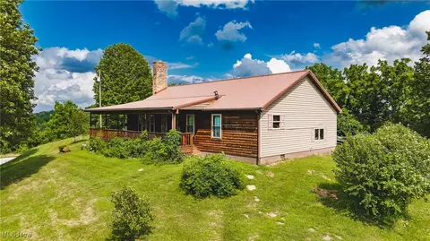 3029 Buck Run Rd, Mineral Wells, WV 26150