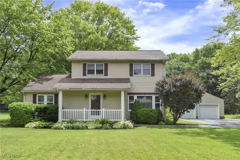 120 Luden Ave, Munroe Falls, OH 44262