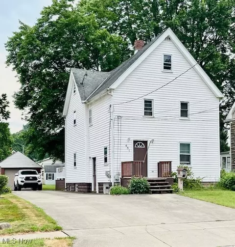 451 Pratt St, Ravenna, OH 44266