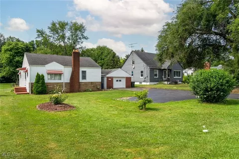 46125 Middle Ridge Rd, Amherst, OH 44001