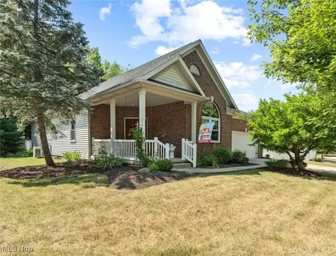 9434 Huntshire Ave NW, North Canton, OH 44720