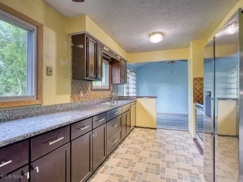 Kitchen - 452 Deleware Dr, Brunswick, OH 44212 photo 1 of 3