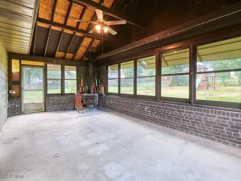Exterior - 452 Deleware Dr, Brunswick, OH 44212 photo 6 of 13
