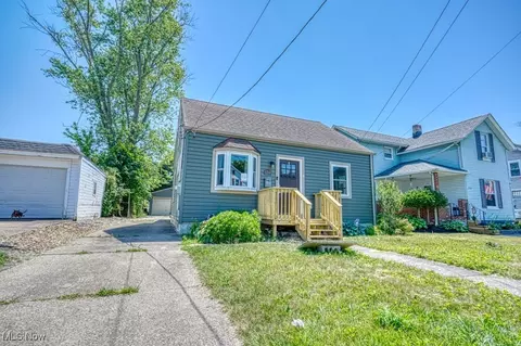 1211 W 10th St, Lorain, OH 44052