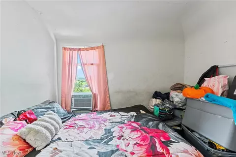 Bedroom - 1498 E 248th, Euclid, OH 44117 photo 4 of 4