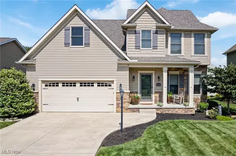 7028 Emerald Cove Ave NW, Canal Fulton, OH 44614