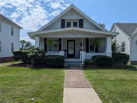 923 Clark St, Cambridge, OH 43725