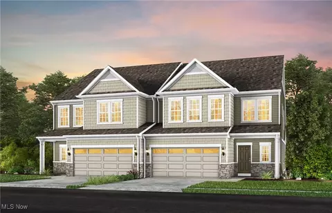 186 Lake Balaton Dr, Garfield Heights, OH 44128