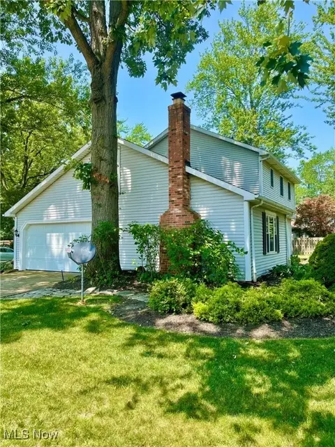 405 Naples Dr, Elyria, OH 44035 photo 37