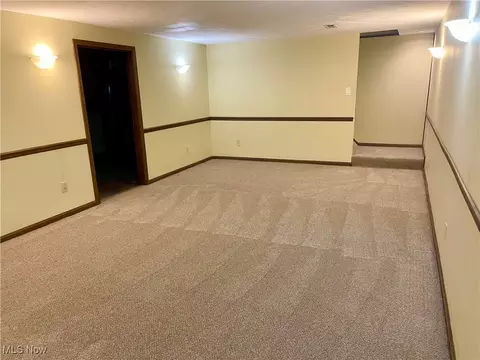 405 Naples Dr, Elyria, OH 44035 photo 25