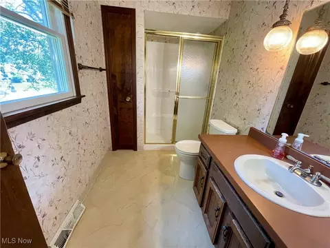 405 Naples Dr, Elyria, OH 44035 photo 35