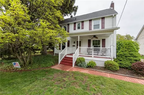 381 Glen Park Dr, Bay Village, OH 44140