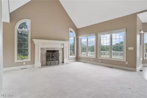 5952 Beach Rd, Wadsworth, OH 44281 photo 4