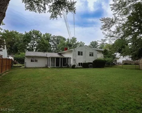 Exterior - 360 University, Elyria, OH 44035 photo 8 of 11