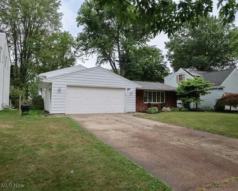 Exterior - 360 University, Elyria, OH 44035 photo 1 of 11