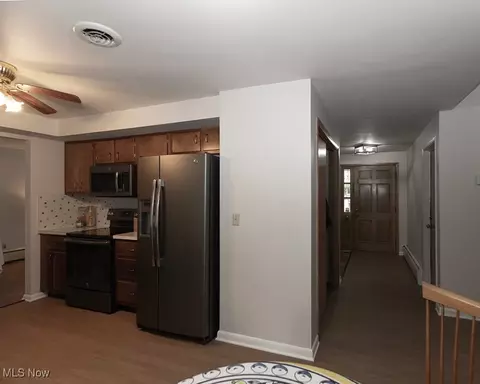 Entry Way - 360 University, Elyria, OH 44035 photo 3 of 4
