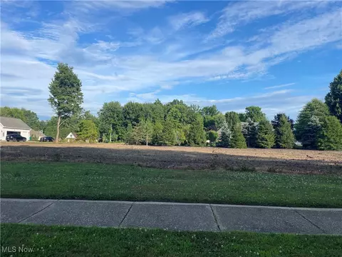 Hideout Court, Ashtabula, OH 44004
