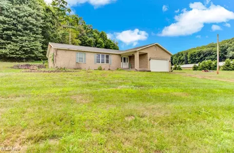 10167 Malibu Rd NE, Minerva, OH 44657