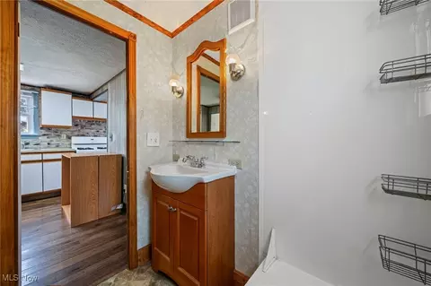 756 Infirmary Rd, Elyria, OH 44035 photo 19