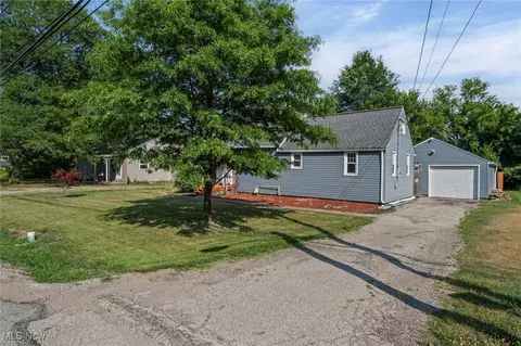 756 Infirmary Rd, Elyria, OH 44035 photo 3