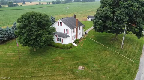 389 State Route 170, East Palestine, OH 44413