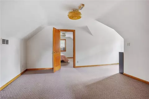 445 E Catawba Ave, Akron, OH 44301 photo 27