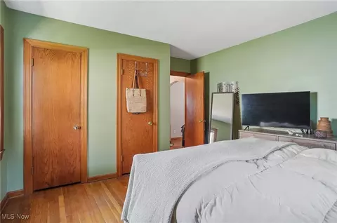 445 E Catawba Ave, Akron, OH 44301 photo 20