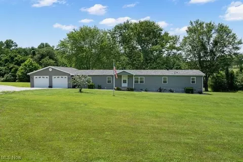 2883 State Route 339, Belpre, OH 45714
