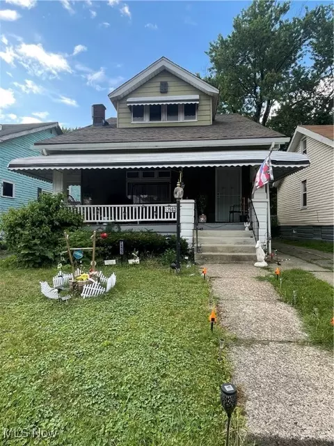 12603 Watterson Ave, Cleveland, OH 44105