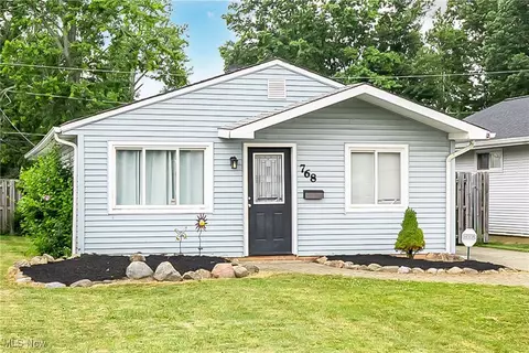 768 E 347th St, Eastlake, OH 44095