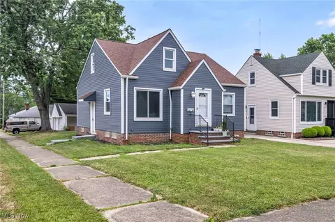 3434 Klusner Ave, Parma, OH 44134 photo 2