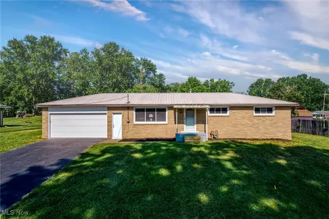 1055 Edward Ave SW, Massillon, OH 44647