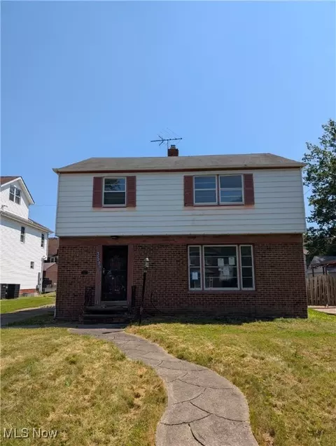 3588 Shannon Rd, Cleveland Heights, OH 44118
