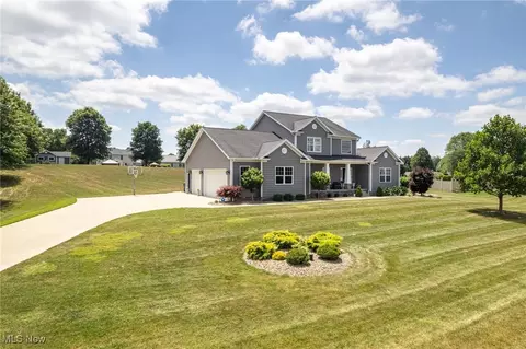 4024 Deerspring Ct, Norton, OH 44203