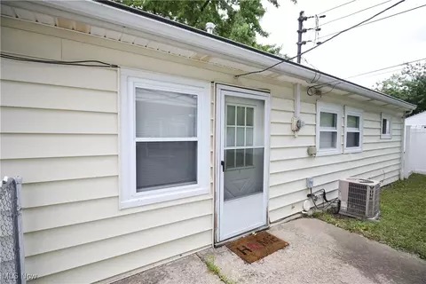 2906 Goble Dr, Lorain, OH 44055 photo 22