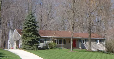 16446 Galehouse Rd, Doylestown, OH 44230