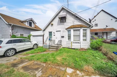 3501 W 59th St, Cleveland, OH 44102