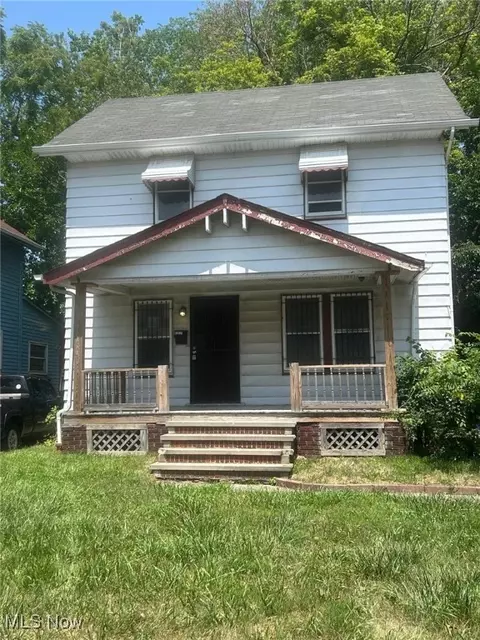 13721 Diana Ave, Cleveland, OH 44110