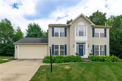 10208 Autumn Cir, Streetsboro, OH 44241