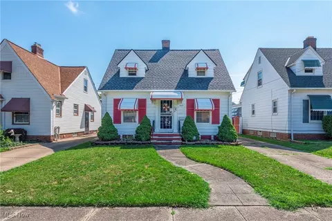 4073 W 50th St, Cleveland, OH 44144