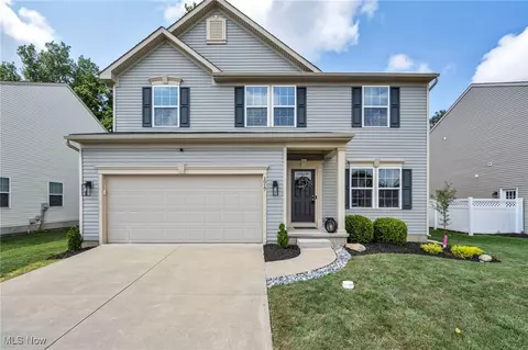 1917 Spruce Ln, Painesville, OH 44077