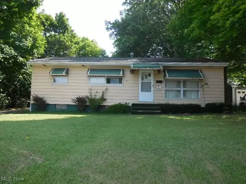 2821 Bailey Rd, Cuyahoga Falls, OH 44221