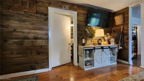 Entry Way - 315 Euclid Ave, Jewett, OH 43986 photo 1 of 2