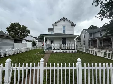 703 N Roosevelt Ave, Lancaster, OH 43130